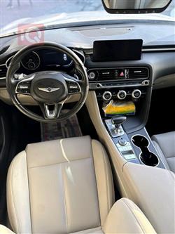 جنسس G70